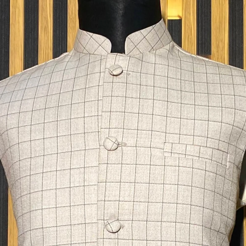 C2 100% ইমপোর্টেড ইন্ডিয়ান সুট কাপড় (কালার বিস্কিট/ ব্রাউন)