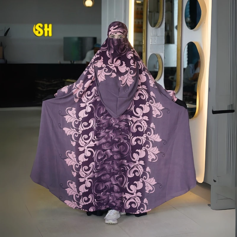 LUXURY ABAYA..CODE : 18