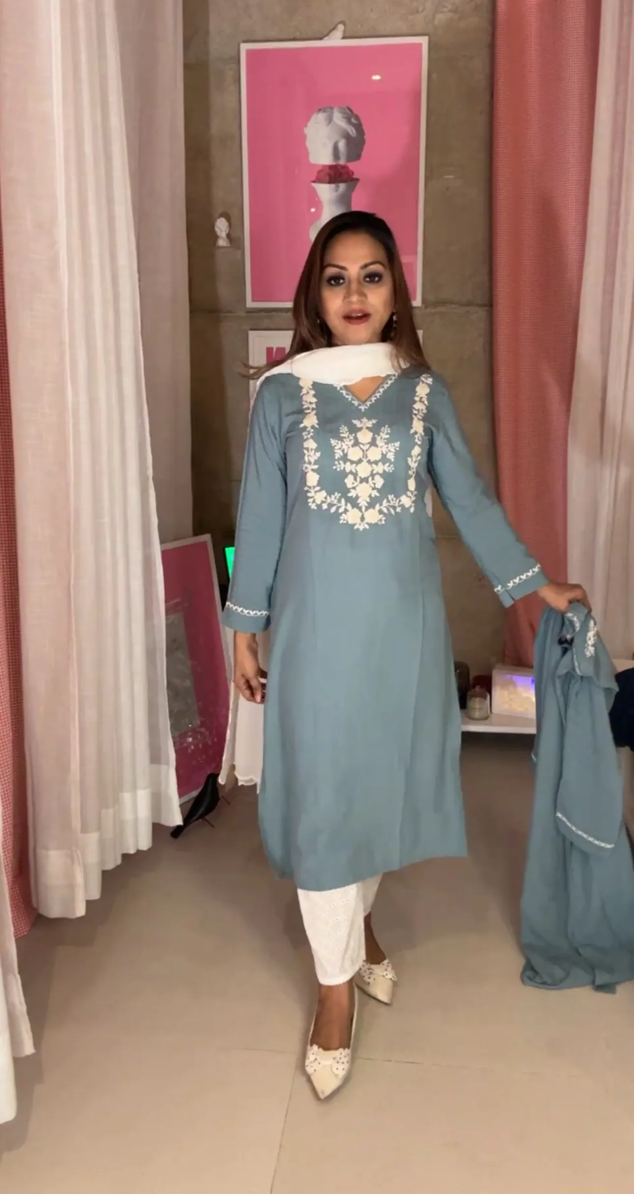 Magnolia-Ice Blue Cot Work