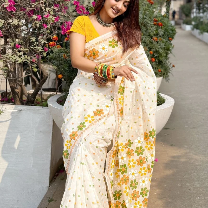 প্রিমিয়াম সিল্ক জামদানি শাড়ী + ব্লাউজ পিছ (কোড-231) - Image 8