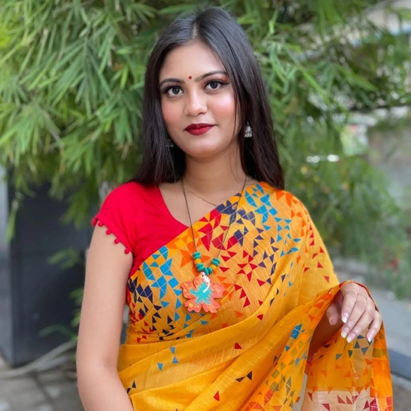 প্রিমিয়াম হাফ সিল্ক শাড়ী + ব্লাউজ পিছ (কোড- 279)