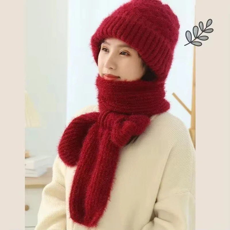 2 in 1 Winter Protection Windproof Cap with Scarf