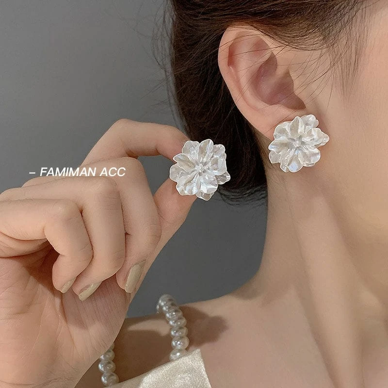 Hot-Selling earring for woman - Image 3