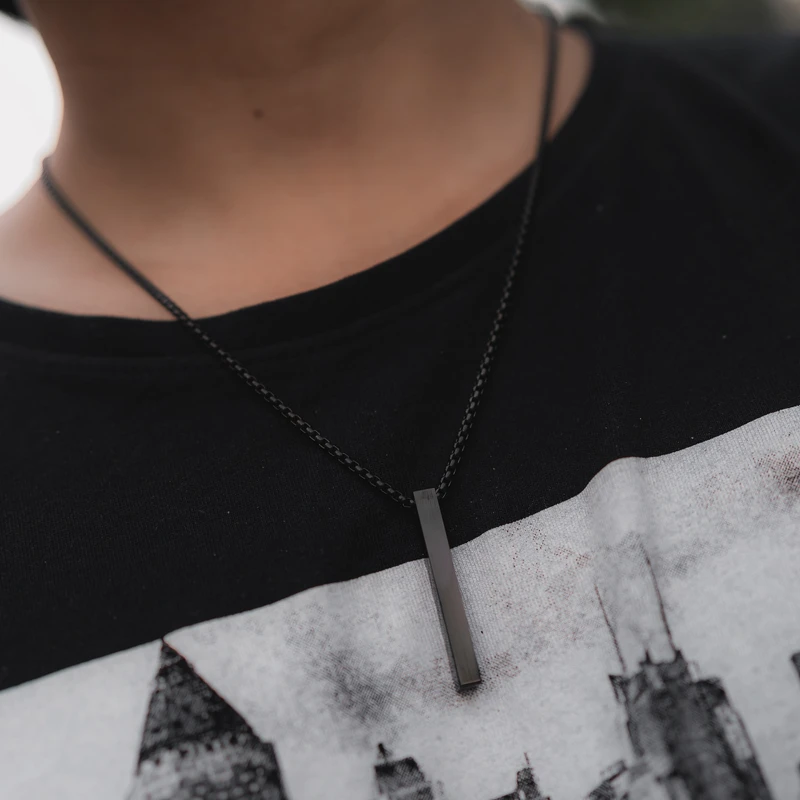 Men style Locket (Black & Silver Edition) - Thumbnail 4