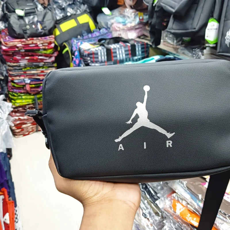 New Corassbody Bags