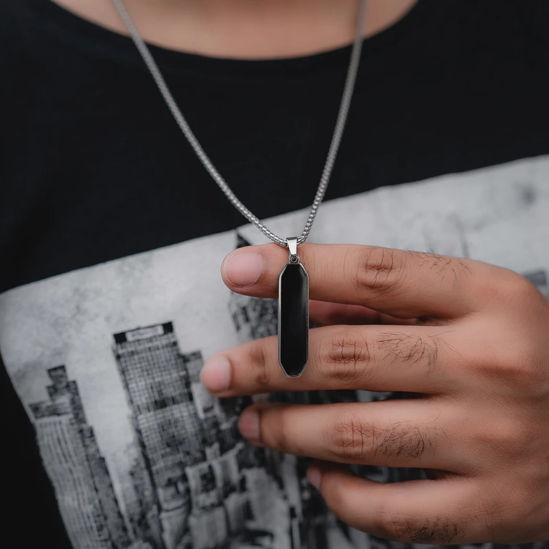 Modern Minimalist Pendant Necklace