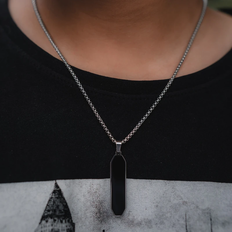 Modern Minimalist Pendant Necklace - Thumbnail 3