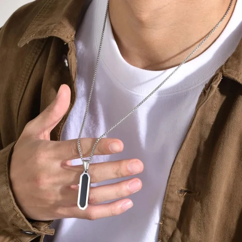 Modern Minimalist Pendant Necklace - Thumbnail 8