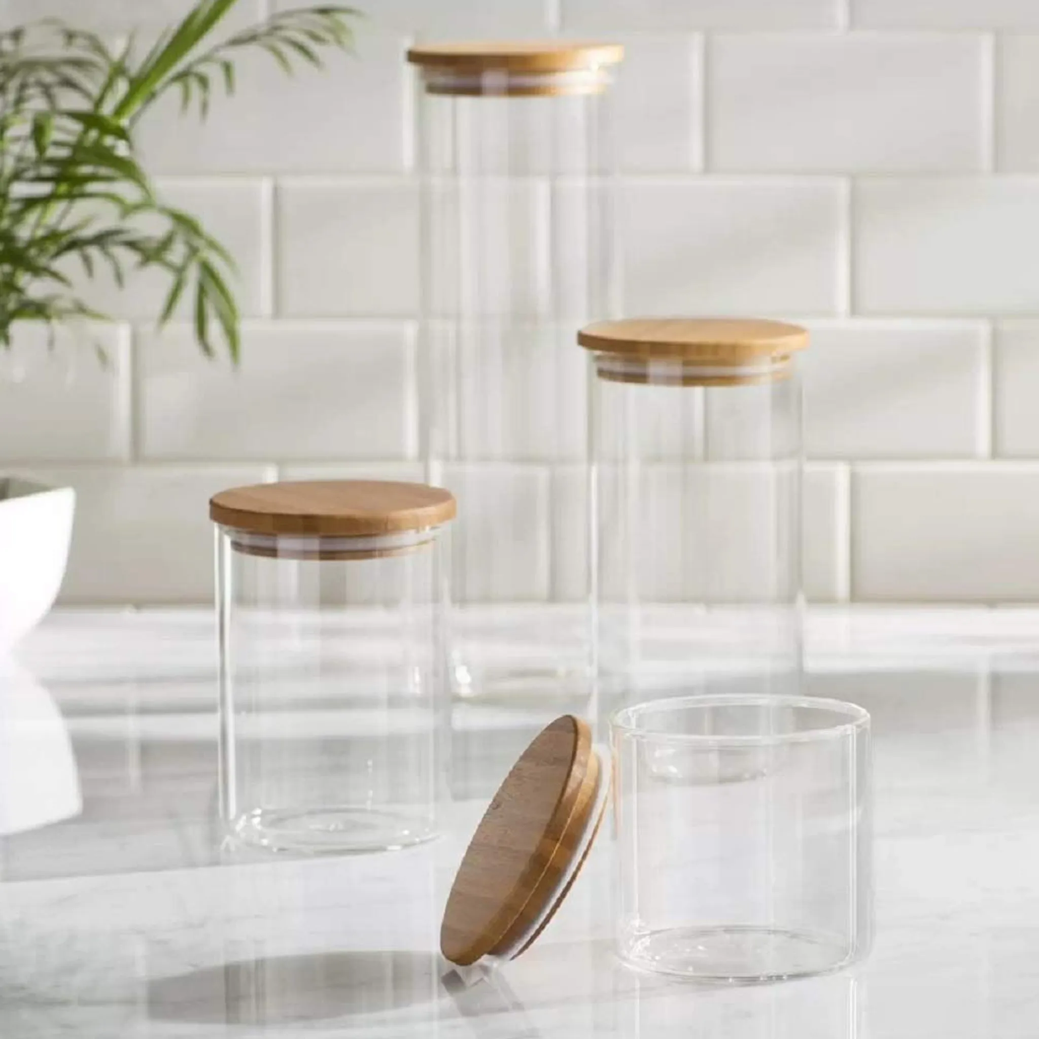 Round Design Single Storage Borosilicate Glass Jar