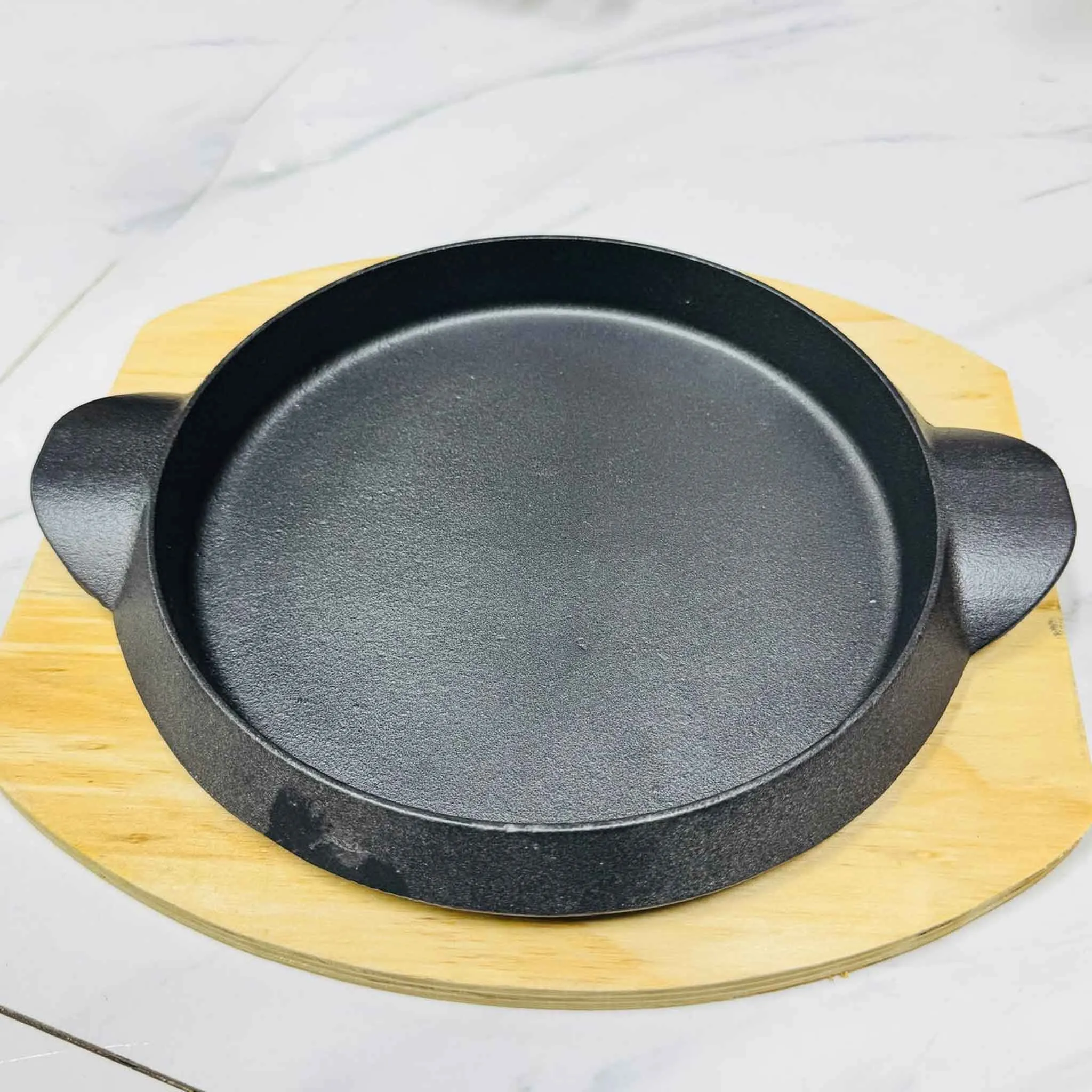 20cm Ceramic Sizzling dish( cast iron)