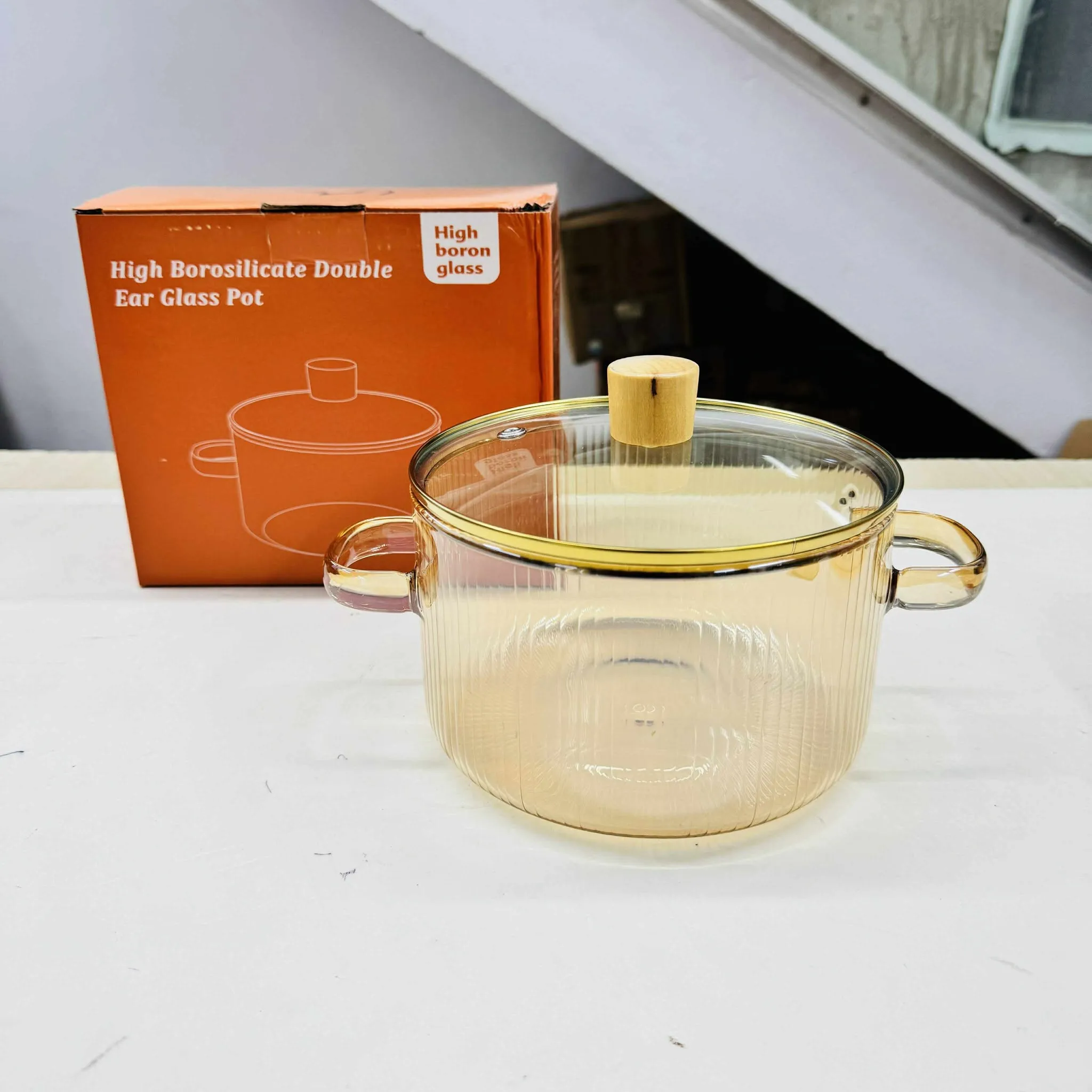 Golden Color Striped Design  1.8 Liter Borosilicate Glass Cooking pot