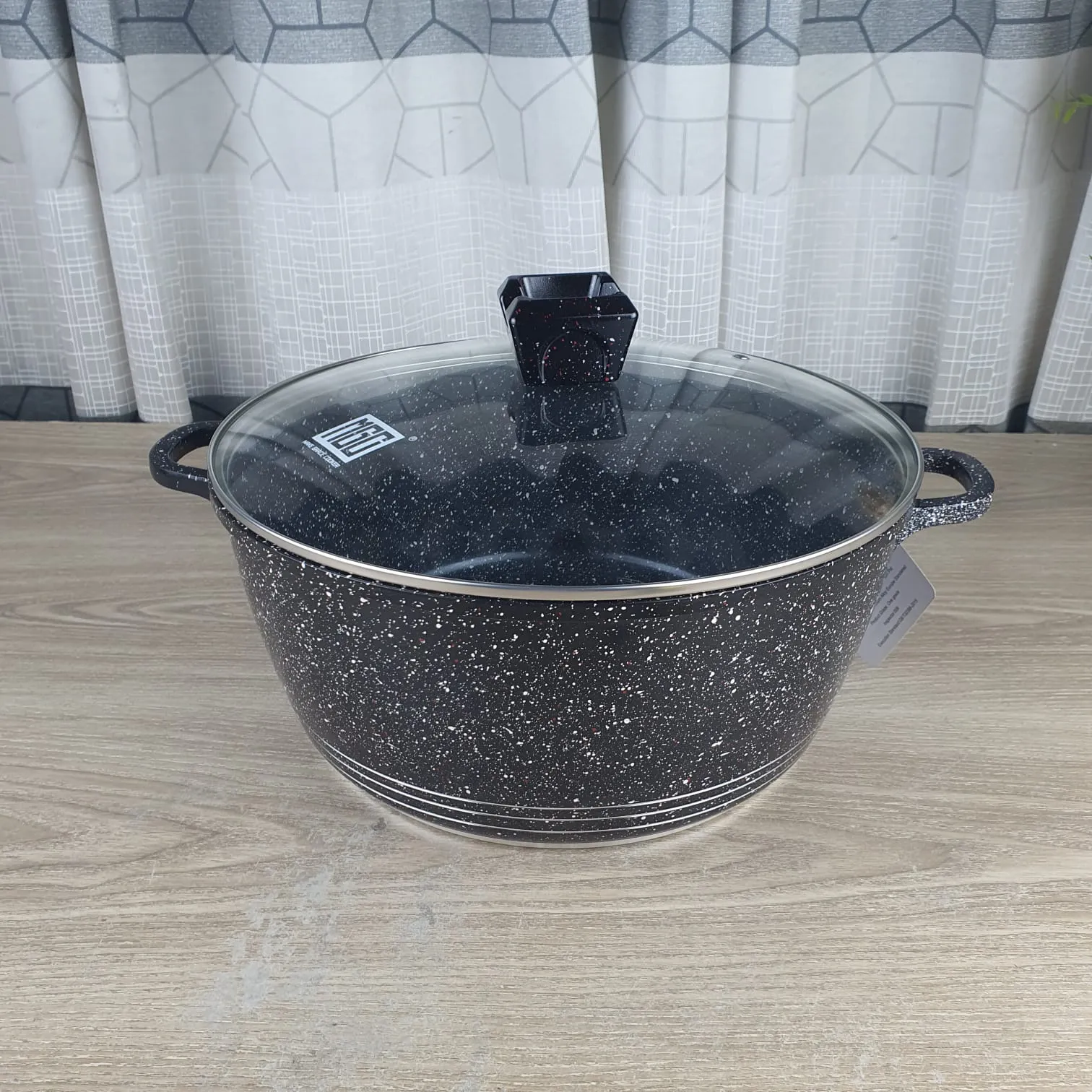 MGC Casserole With Lid 00428 - Image 4