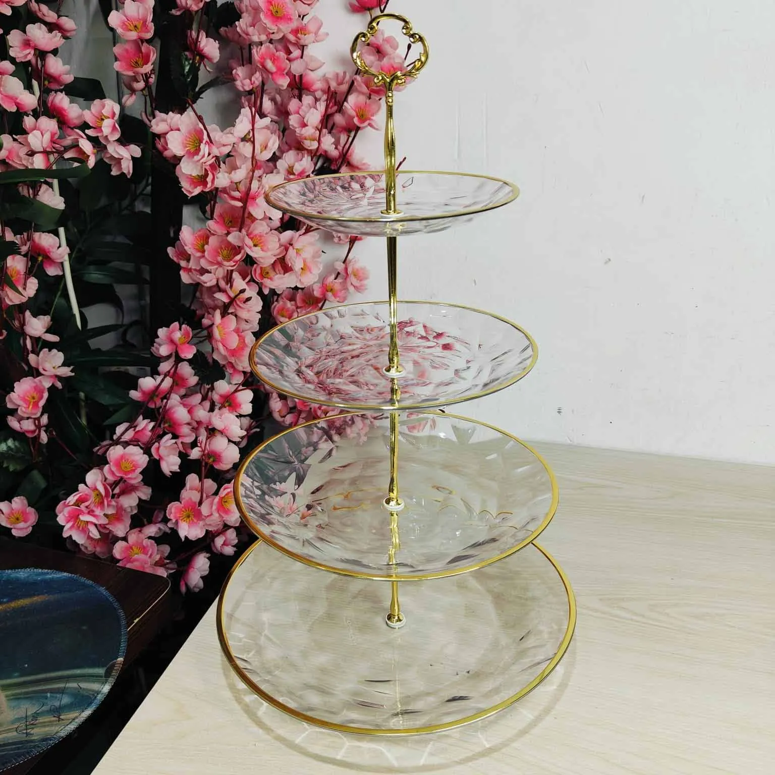 4 Layer Acrylic Cake Dish 01400