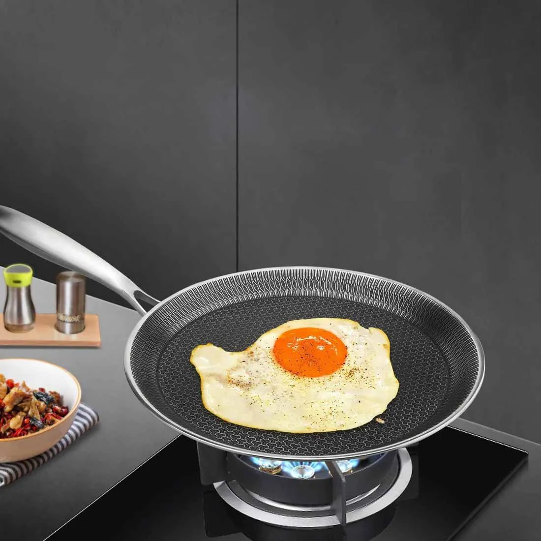 32cm One Part Honeycomb Tawa 01260