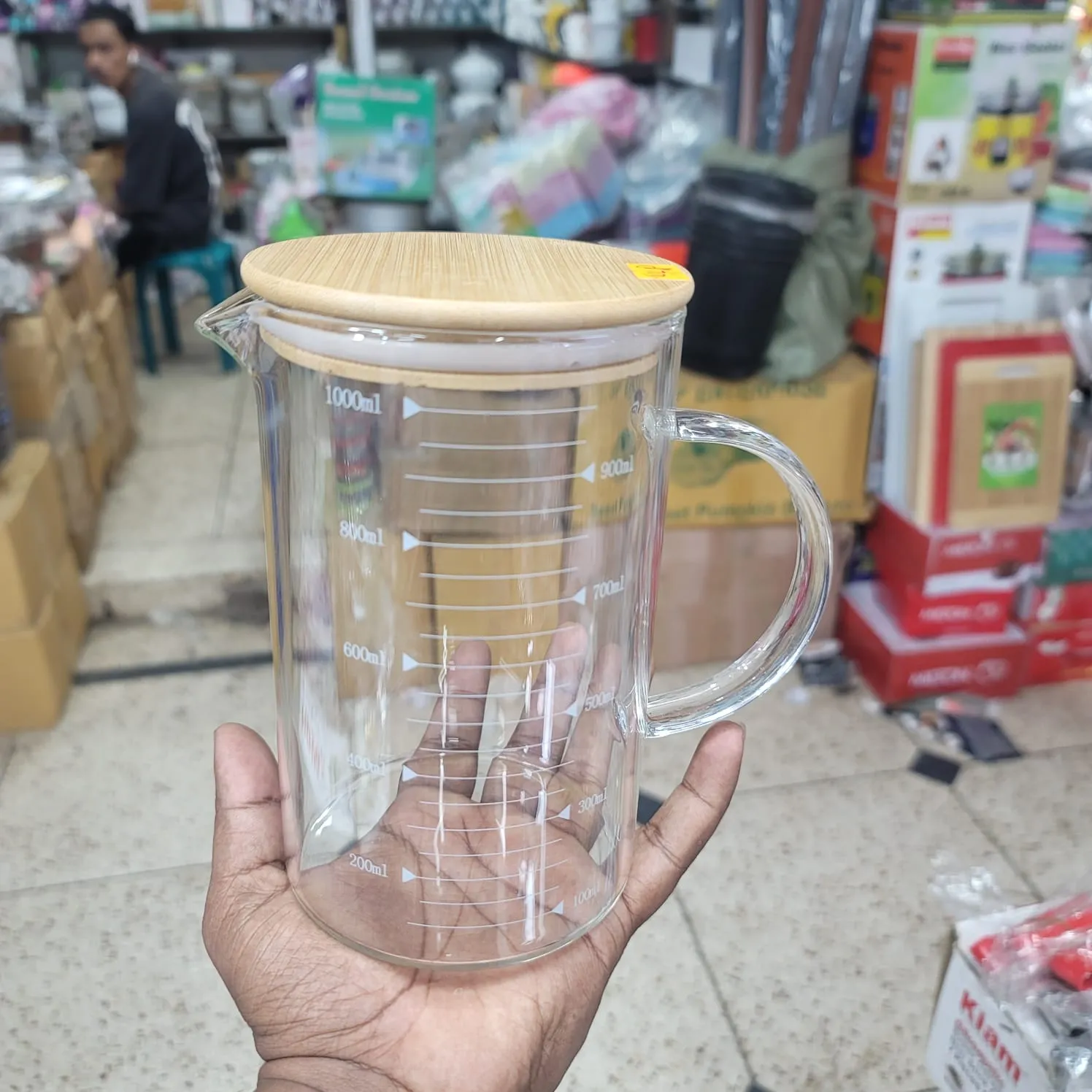 1000ml Borosilicate Measuring Cup with Wooden lid 00988 - Image 4