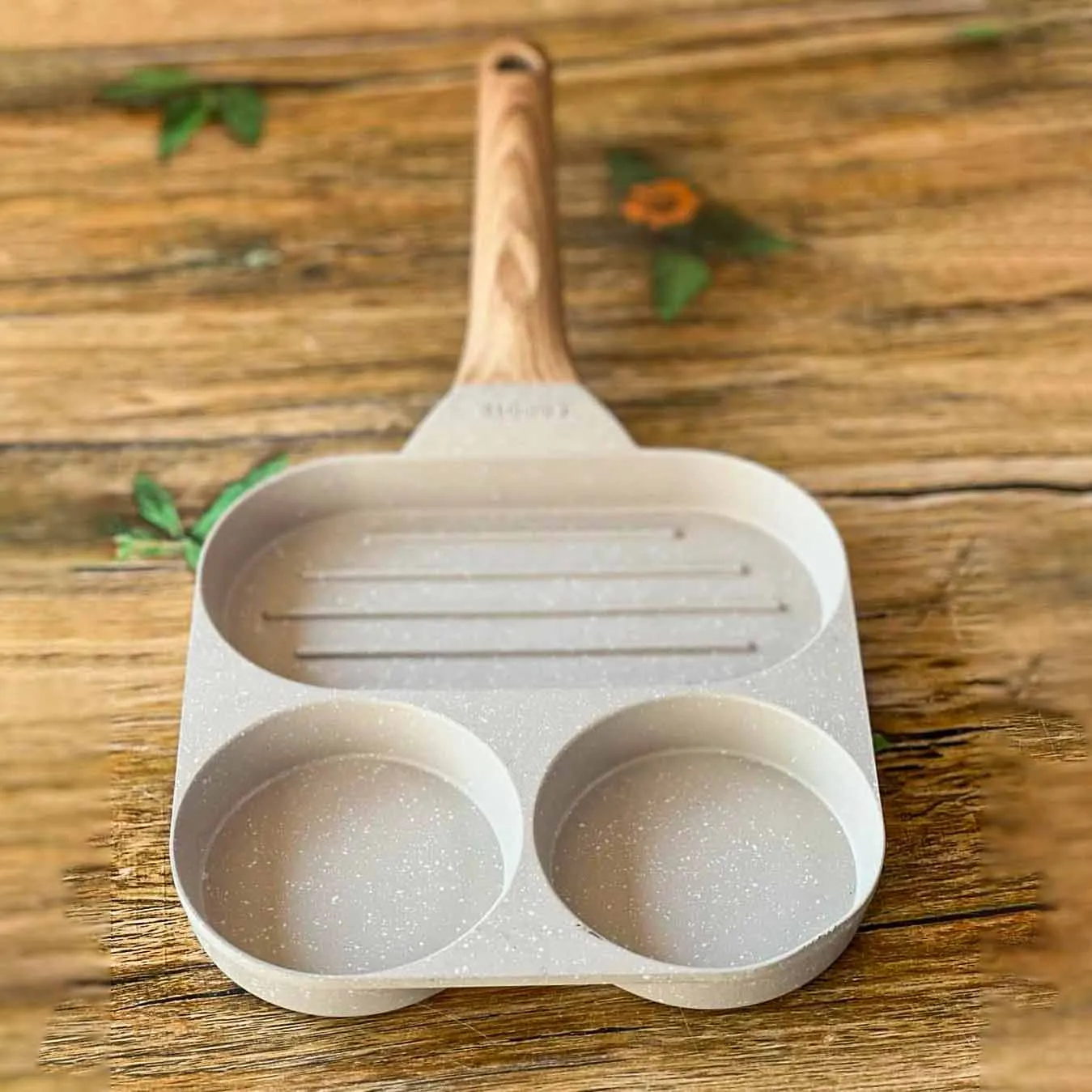 3 in 1 Multifunctional Non-Stick Egg Pan