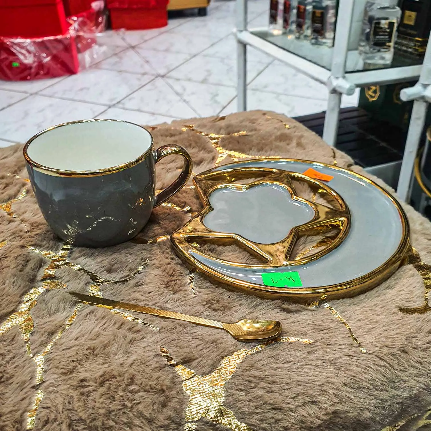 Ceramic Cup with Tray Star 6-7  01153
