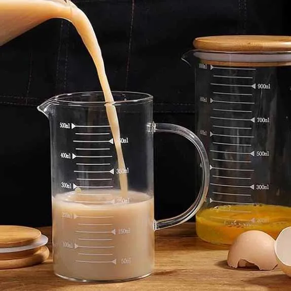 350ml Borosilicate Measuring Cup with Wooden lid 00937