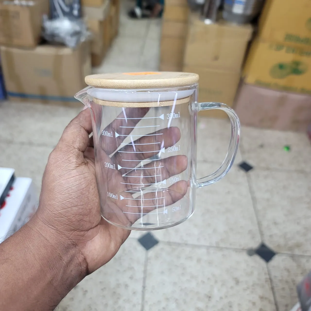 350ml Borosilicate Measuring Cup with Wooden lid 00937 - Image 5