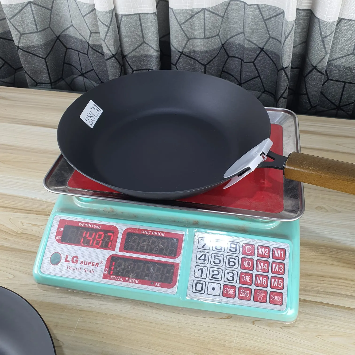 28cm Cast Iron Frypan 00948