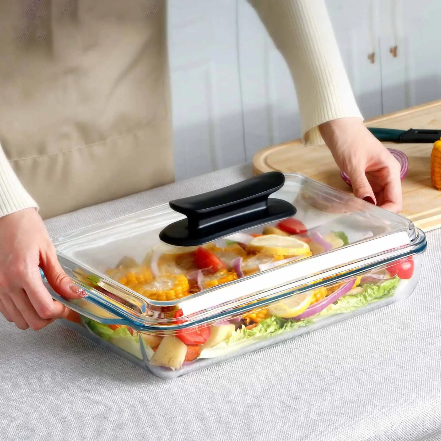 3 Liter Serving Dish With Glass Lid 01301