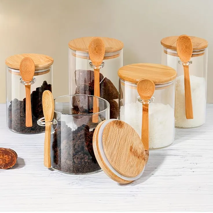 Airtight Round Jar With Spoon 01191