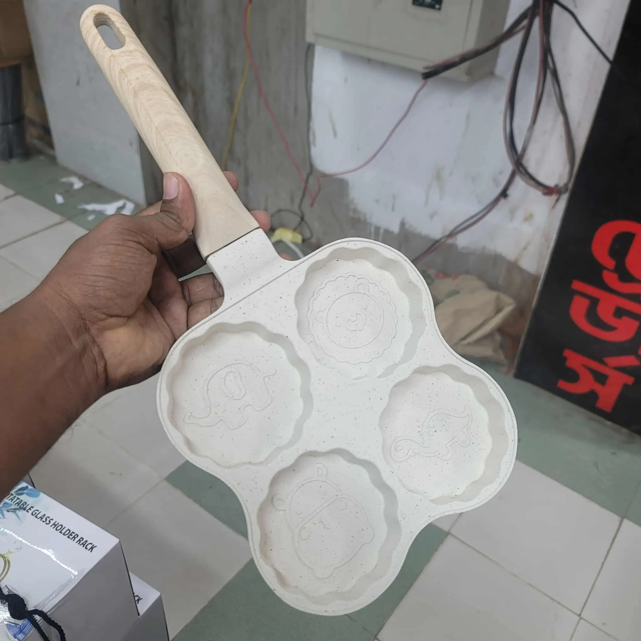 Animal Shape 4 Hole Egg Pan 01067 - Image 3