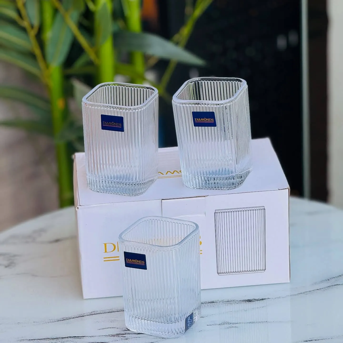Square Step Design Glass Set 00992