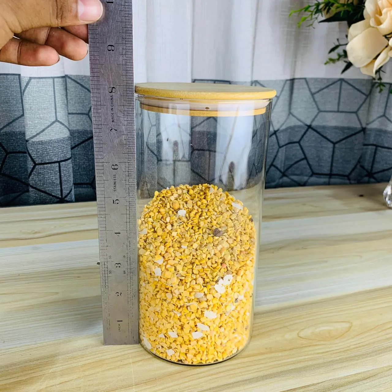 1200ml Glass jar Wooden lid 01160