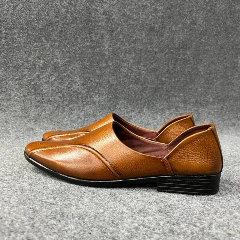 The Perfect Blend of Style, Comfort, and Durability - Image 3