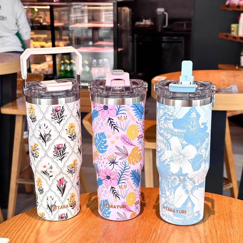 Luxury Floral Stainless Steel Insulated Tumbler – 900 ml