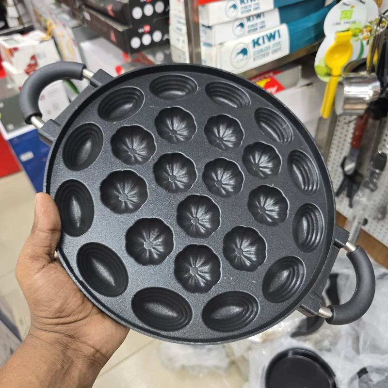 Cupcake pan, size 28 cm