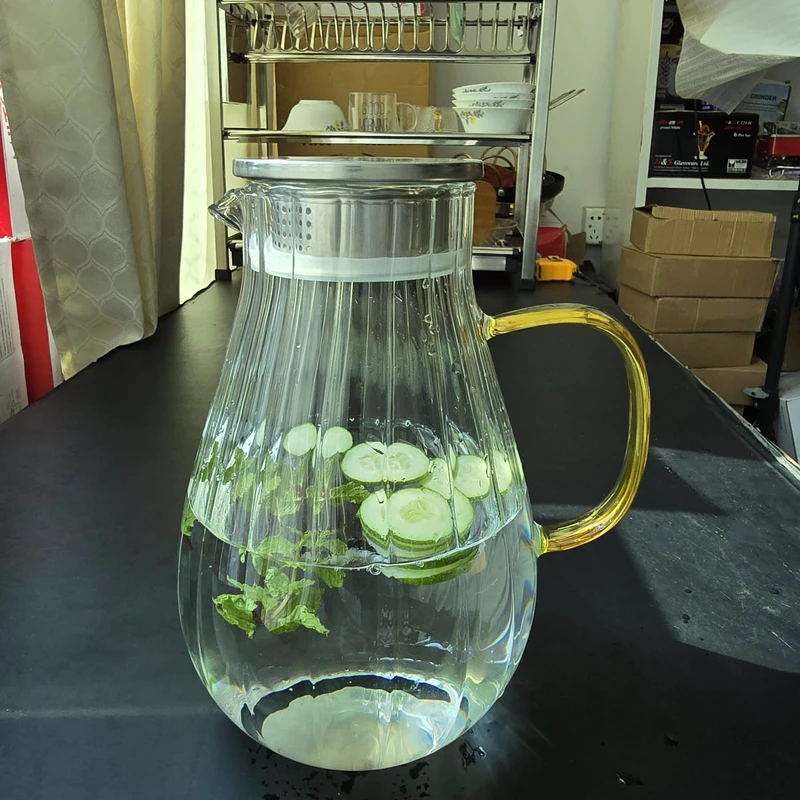 1.8 liter Glass Water jug Staip