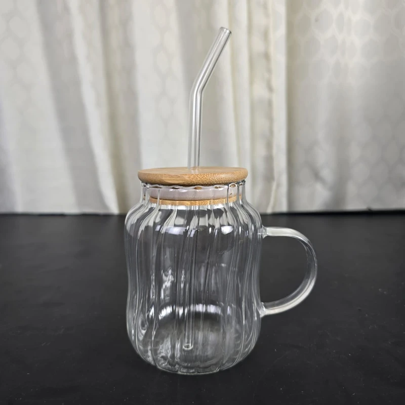 Drinking Glasses with Wooden Lid and Glass Straw, Glass Cup with Handle, Iced Coffee Cup, Glass Water Bottle with Straw, Cute Water Cup, 450ml