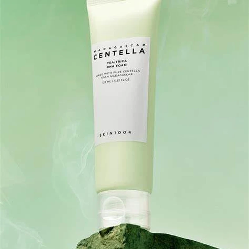 Skin1004 Madagascar Centella Tea-Trica BHA Foam (125ml) - Image 4