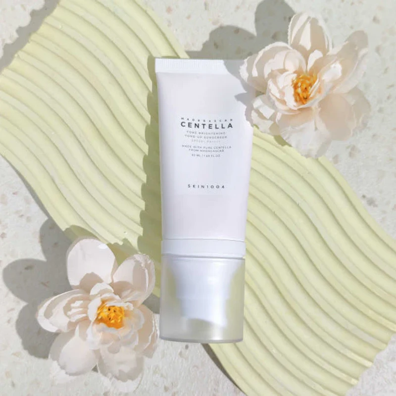 SKIN1004 Madagascar Centella Tone Brightening Tone Up Sunscreen (50ml) - Image 3