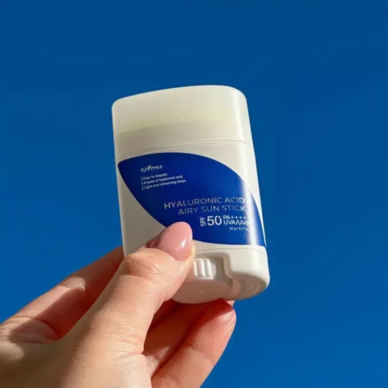 Isntree Hyaluronic Acid Airy Sun Stick - Image 7