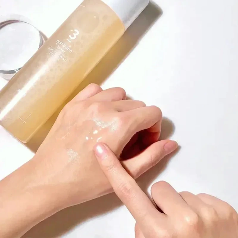 Numbuzin No. 3 Super Glowing Essence Toner (200ml) - Image 3