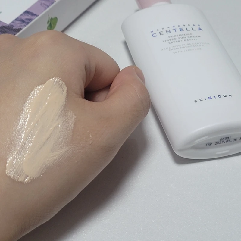 Skin1004 Madagascar Centella Poremizing Velvet Finish Sunscreen SPF 50+ PA++++ (50ml) - Image 3