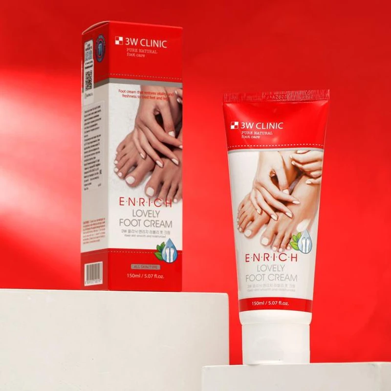 3W Clinic foot creams, such as the Enrich Foot Treatment and Lovely Foot Cream (150ml)