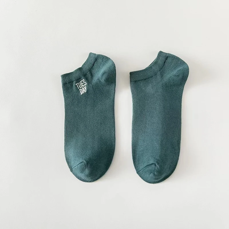 Classic Solid Color Comfort Socks (Set of 5) - Image 8