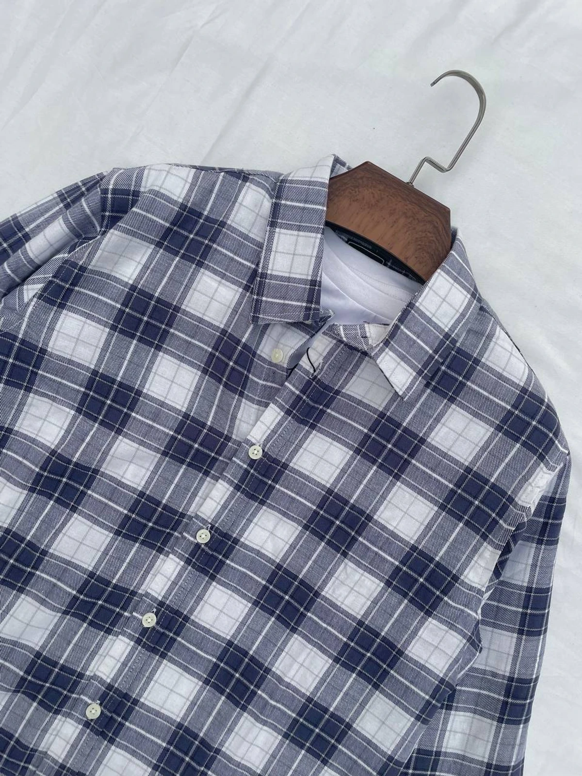 Old Money style size ratio long sleeve shirt