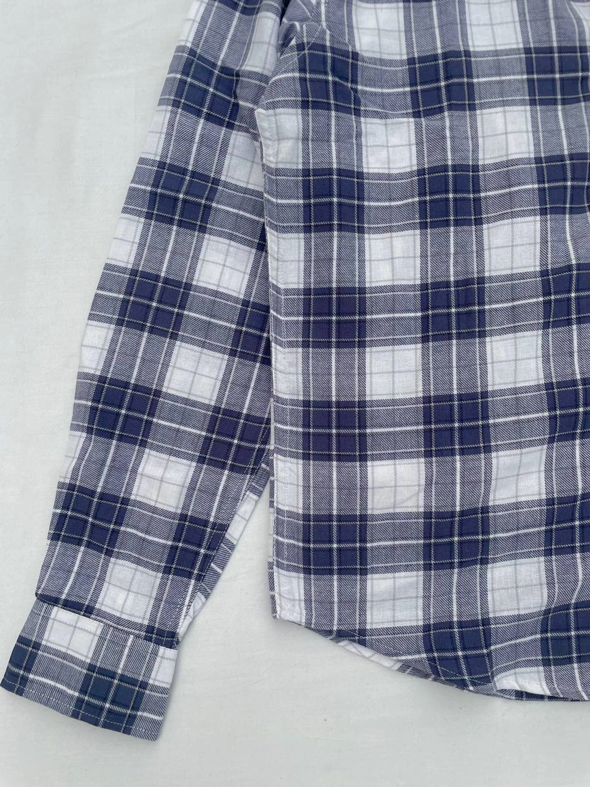 Old Money style size ratio long sleeve shirt