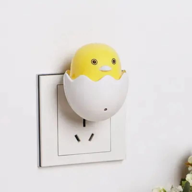 Best Quality Small Yellow Duck Shaped LED Night Light with Light Sensor, Plug-in Wall Night Lamp Galaxy Paradise