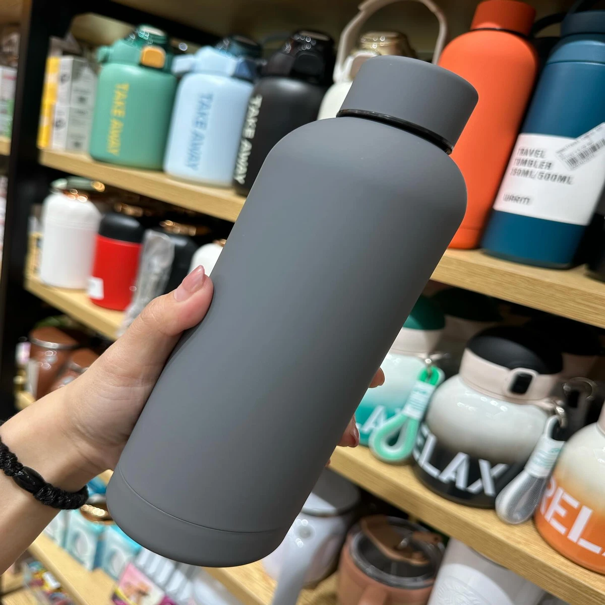 Vacuum Water Bottle Stainless steel vacuum flask Hot and cold - Image 9