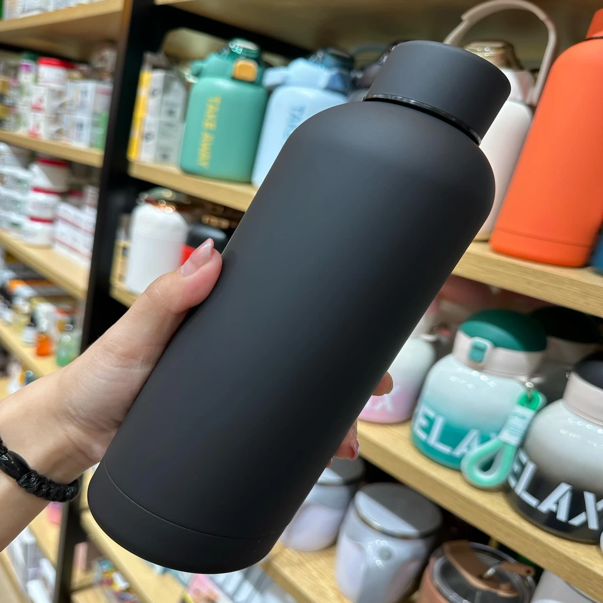 Vacuum Water Bottle Stainless steel vacuum flask Hot and cold - Image 6