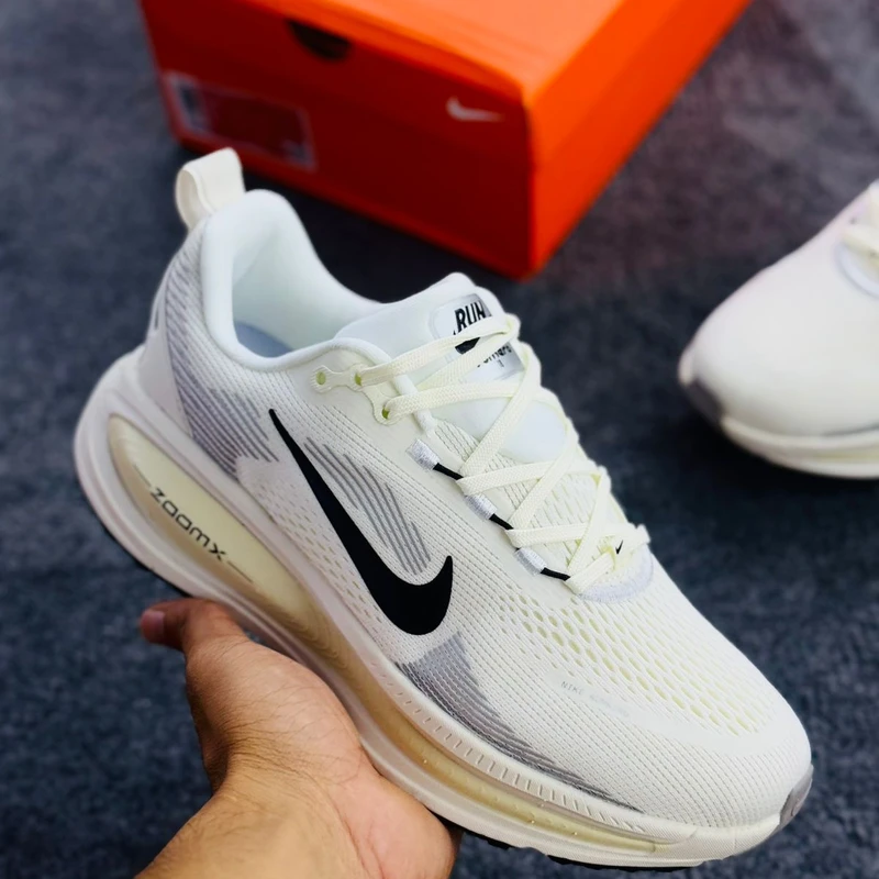 Nike vomero 18