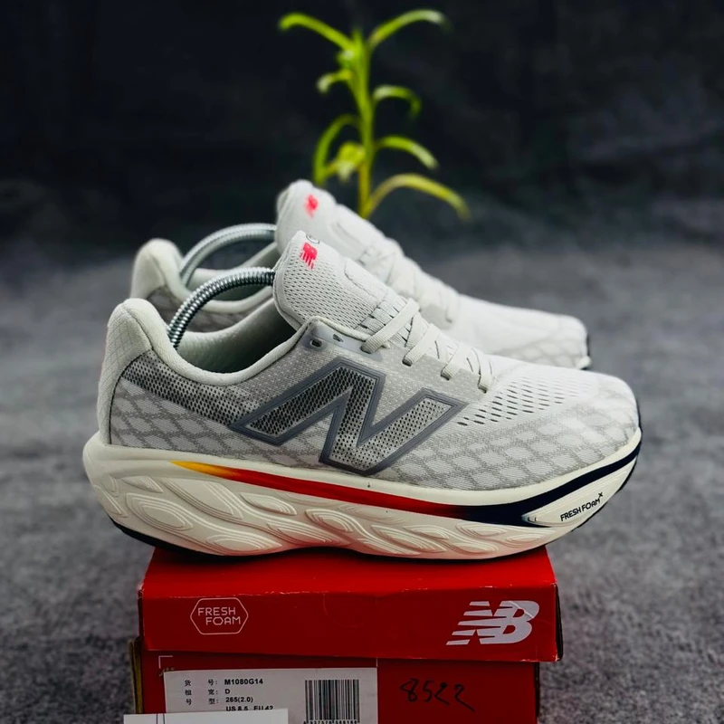 NEW BALANCE 1080