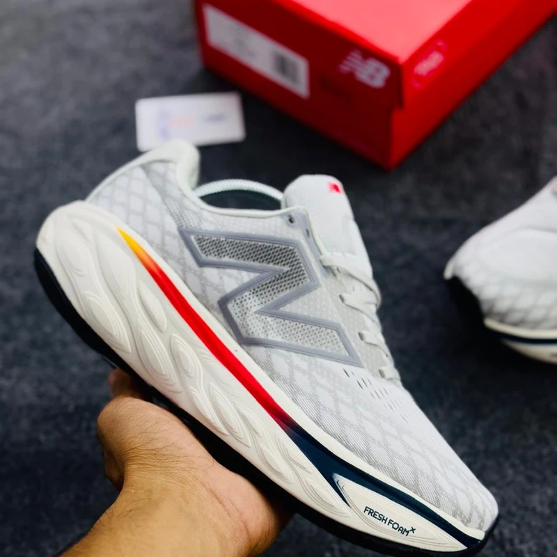 NEW BALANCE 1080