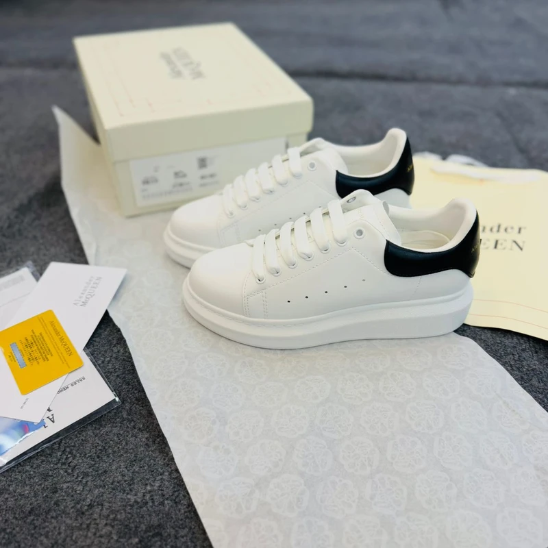 Alexander Mcqueen - Image 4